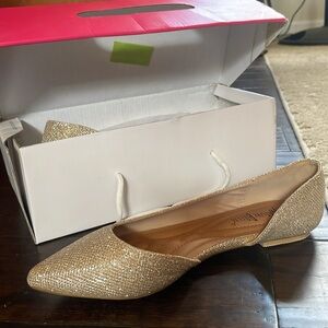 Nature Breeze Gold Flats